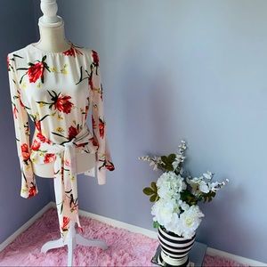 Long sleeves LUSH  Blouse 💕Size S